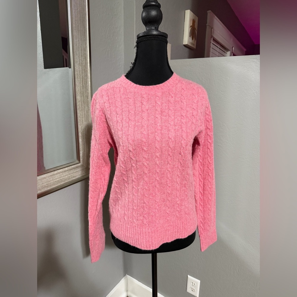 VTG J. Crew Lambs Wool Rabbit Hair Pink Knit Sweater Size Medium.